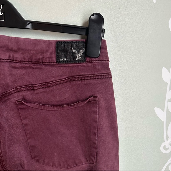 American Eagle Burgundy Super Stretch Jeggings in size US 10 - Picture 5 of 7